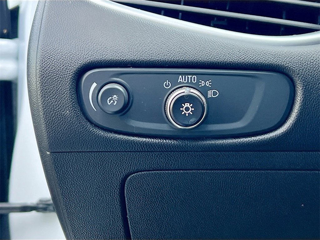 Used 2024 Chevrolet Malibu LT image 10