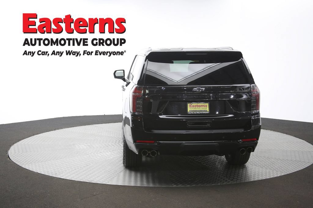 Used 2025 Chevrolet Suburban Z71 AWD/4WD image 39