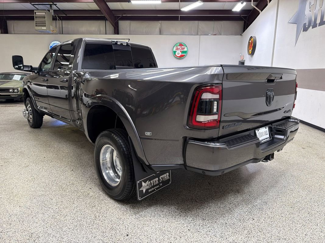 Used 2022 RAM 3500 Laramie w/ Night Edition AWD/4WD image 5
