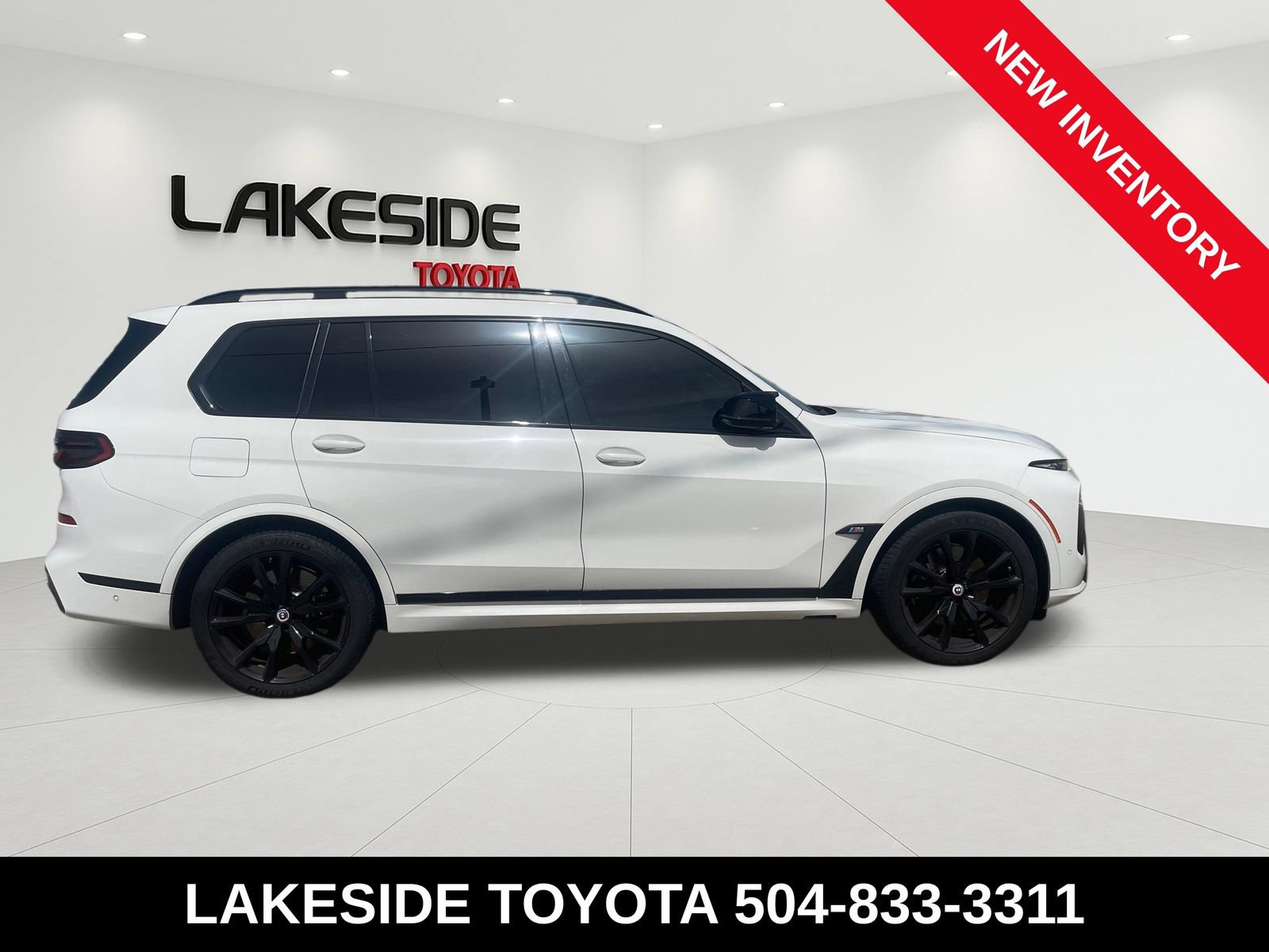 Used 2023 BMW X7 M60i w/ Executive Package AWD/4WD image 6