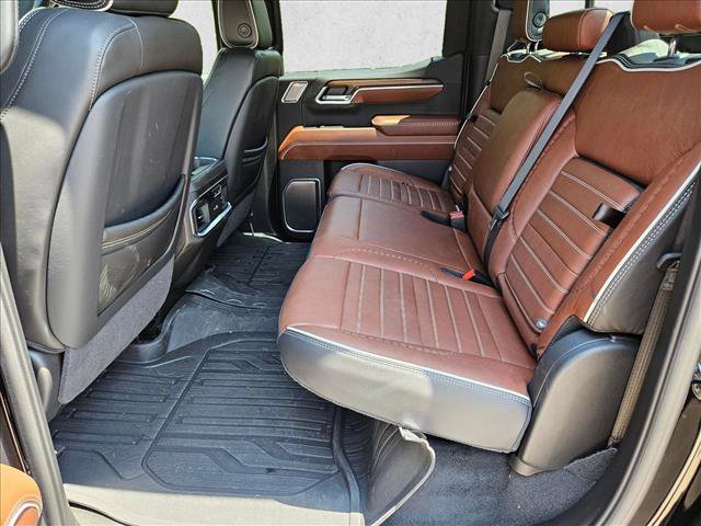 Used 2025 GMC Sierra 1500 Denali Ultimate AWD/4WD image 18