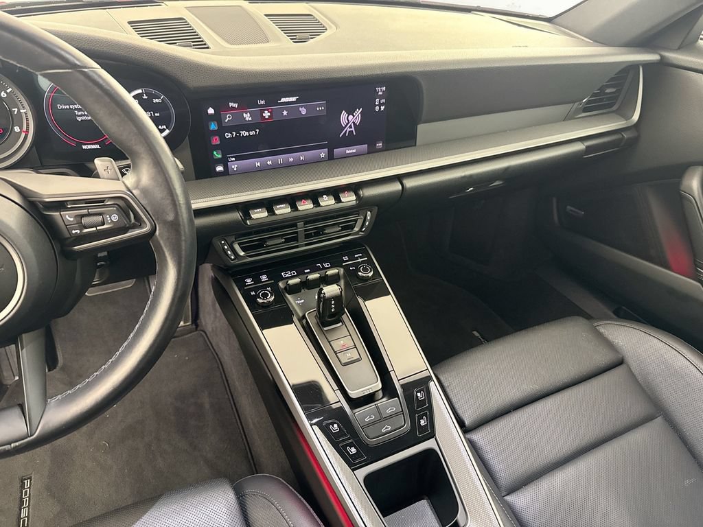 Used 2024 Porsche 911 Carrera RWD image 25
