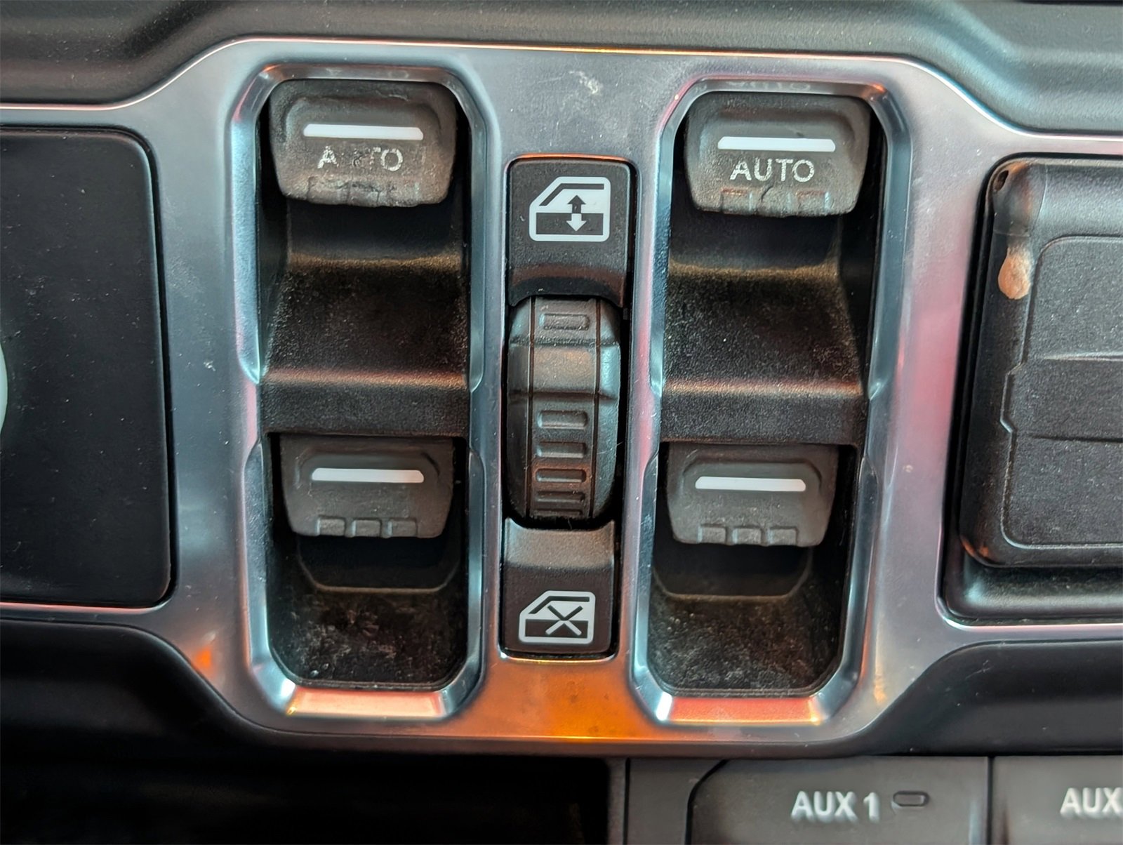 Used 2019 Jeep Wrangler Unlimited Sport S image 18
