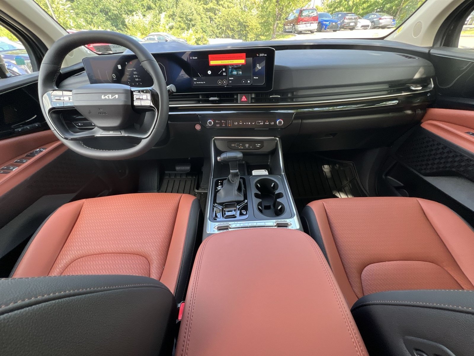 New 2027 Kia Carnival SX Prestige FWD image 30