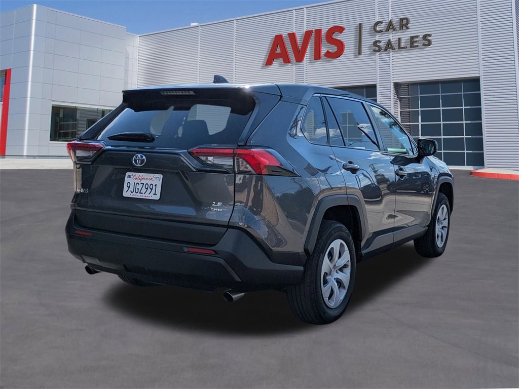 Used 2024 Toyota RAV4 LE image 6