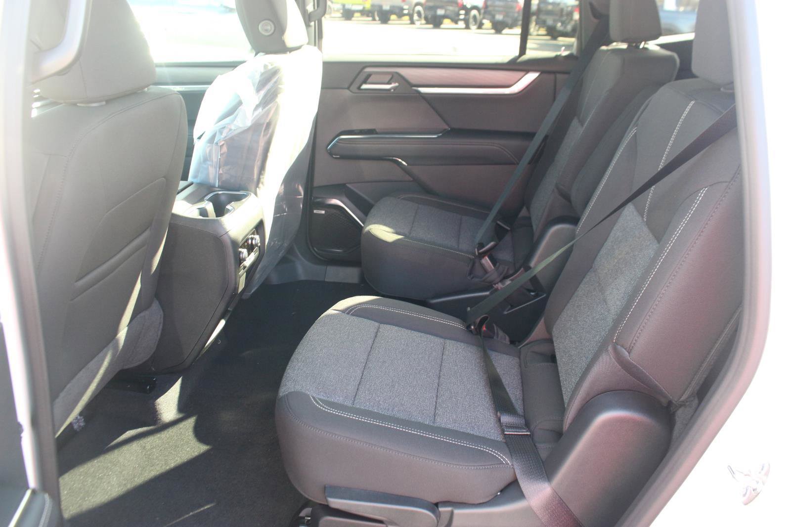 New 2026 GMC Acadia Elevation image 12