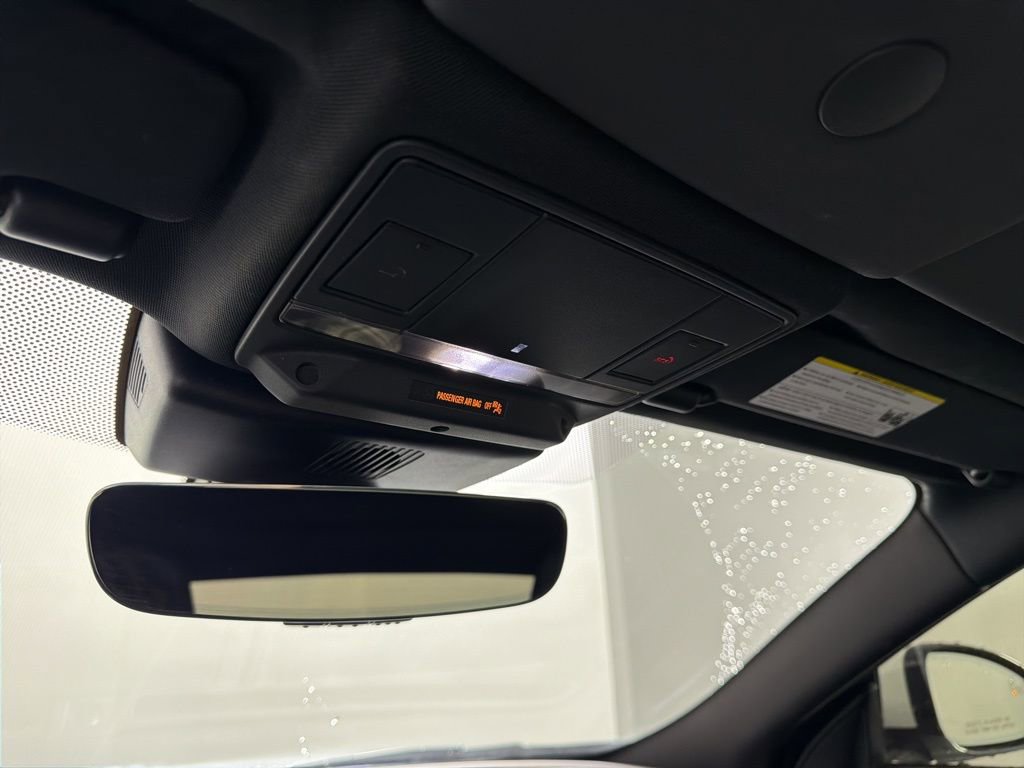 Used 2021 Jaguar F-TYPE R-Dynamic image 33