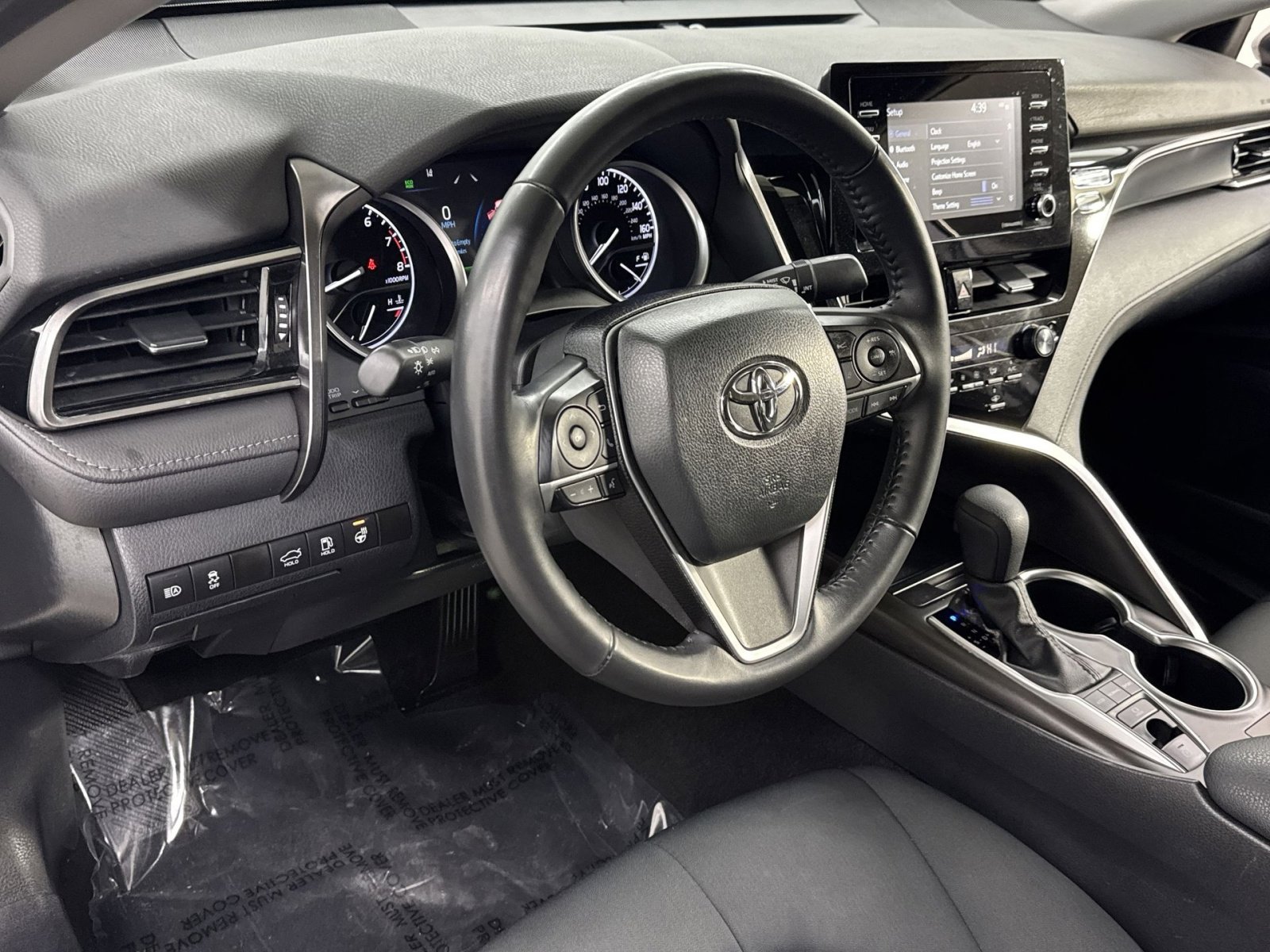 Used 2024 Toyota Camry LE image 7