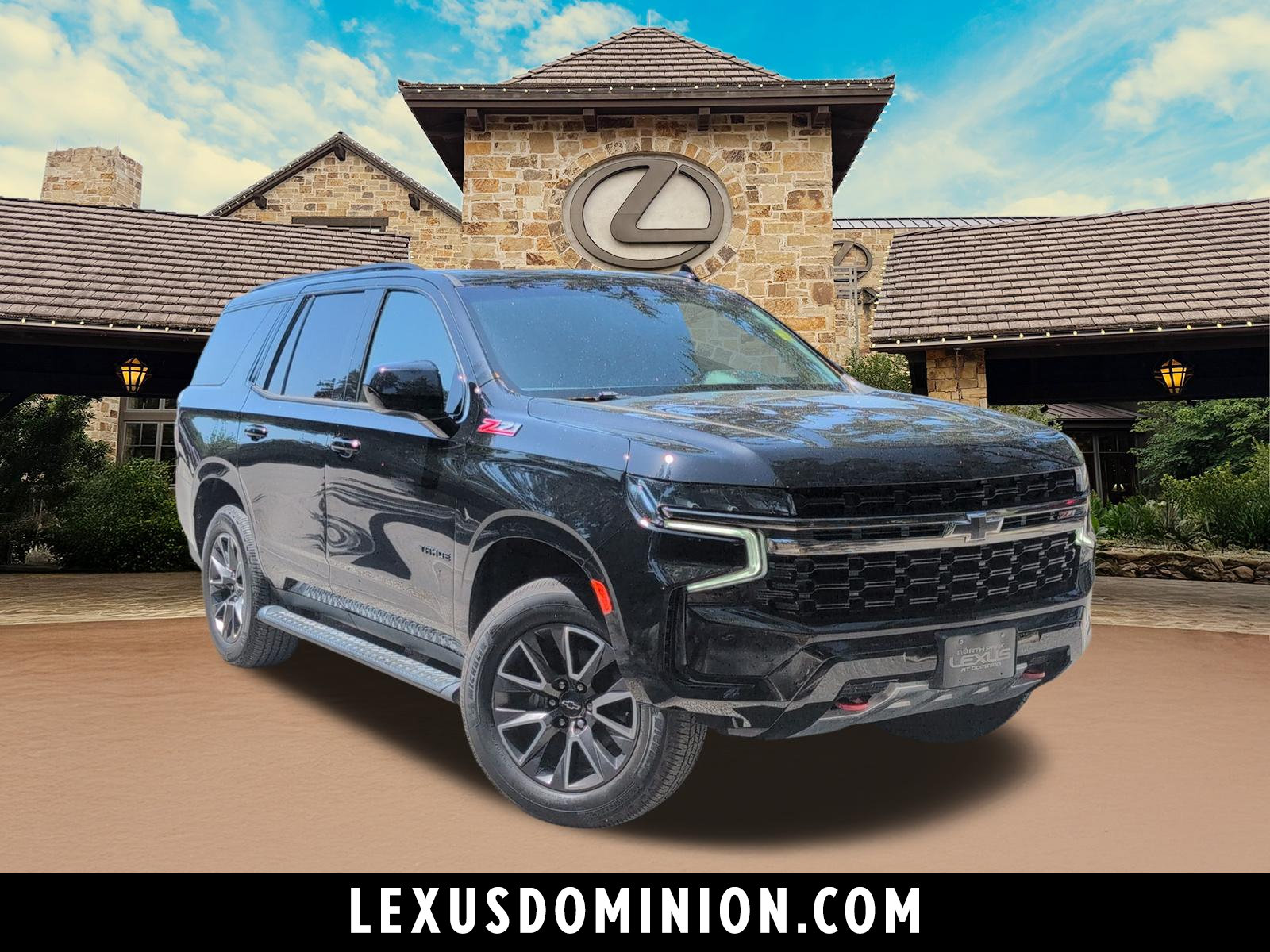 Used 2021 Chevrolet Tahoe Z71 w/ Rear Media and Nav Package AWD/4WD image 1