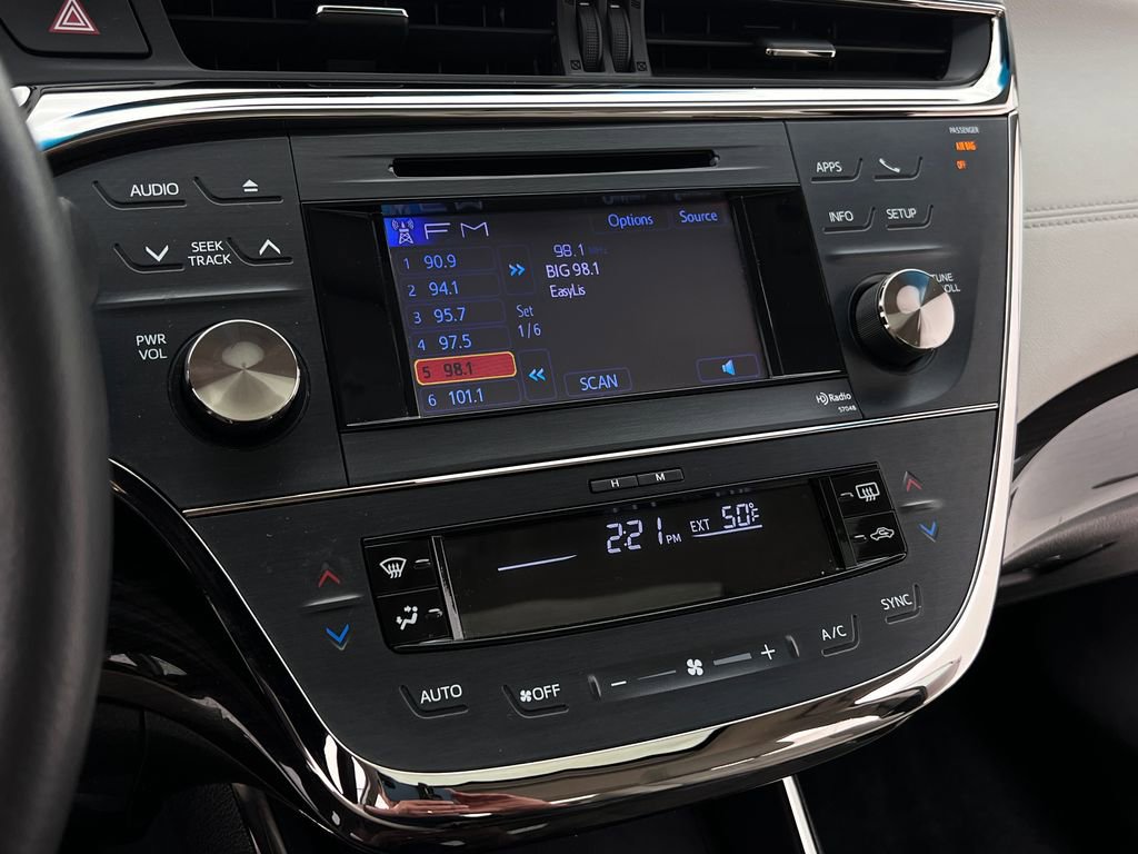 Used 2013 Toyota Avalon XLE Touring image 3