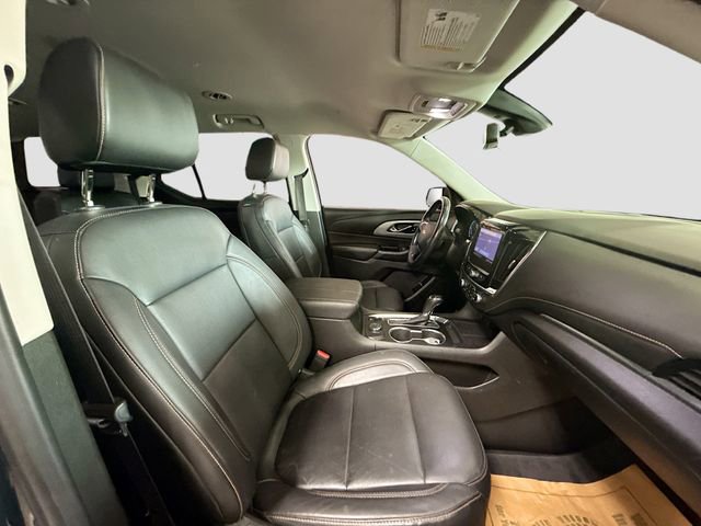 Used 2020 Chevrolet Traverse LT w/ LT Premium Package AWD/4WD image 30