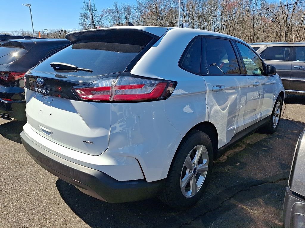 Used 2022 Ford Edge SE image 5