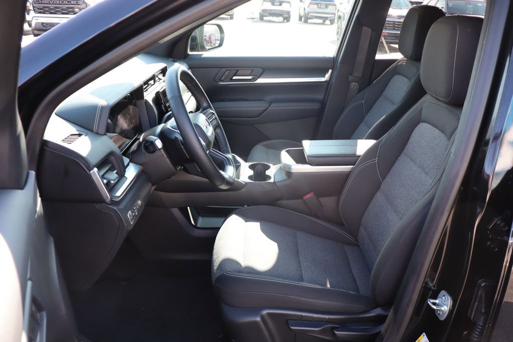 Used 2025 GMC Terrain Elevation image 9