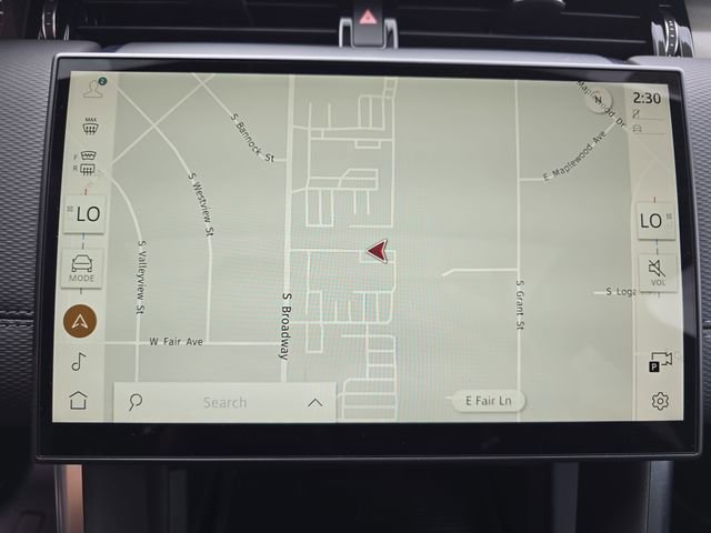 Used 2024 Land Rover Discovery Sport Dynamic SE image 22