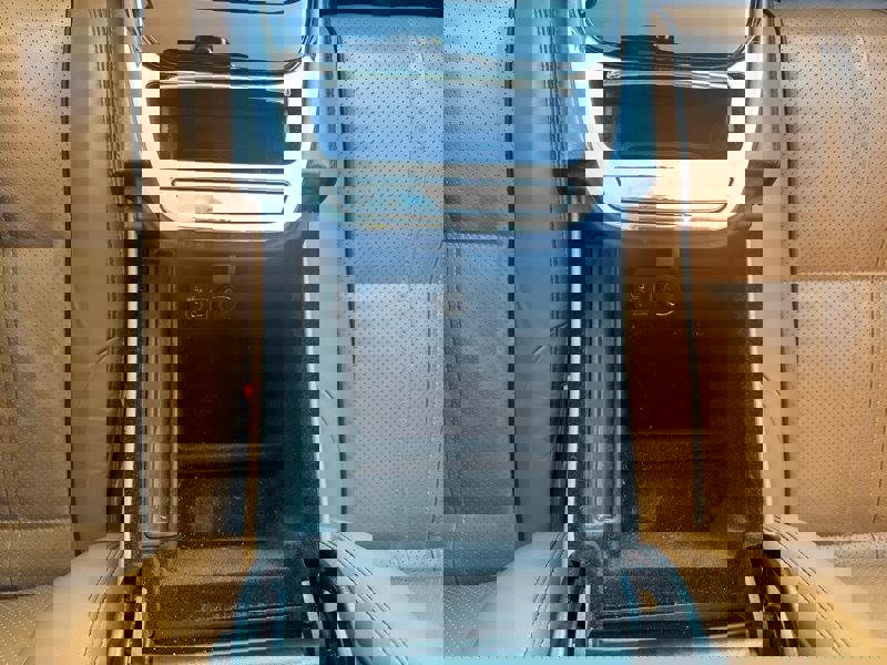 Used 2014 Jaguar XJ L Portfolio image 24