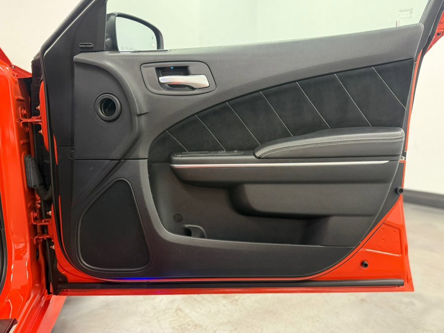 Used 2013 Dodge Charger SRT8 w/ Adaptive Cruise Group image 31