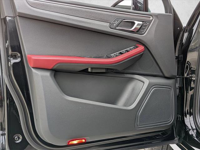 Used 2023 Porsche Macan GTS image 13