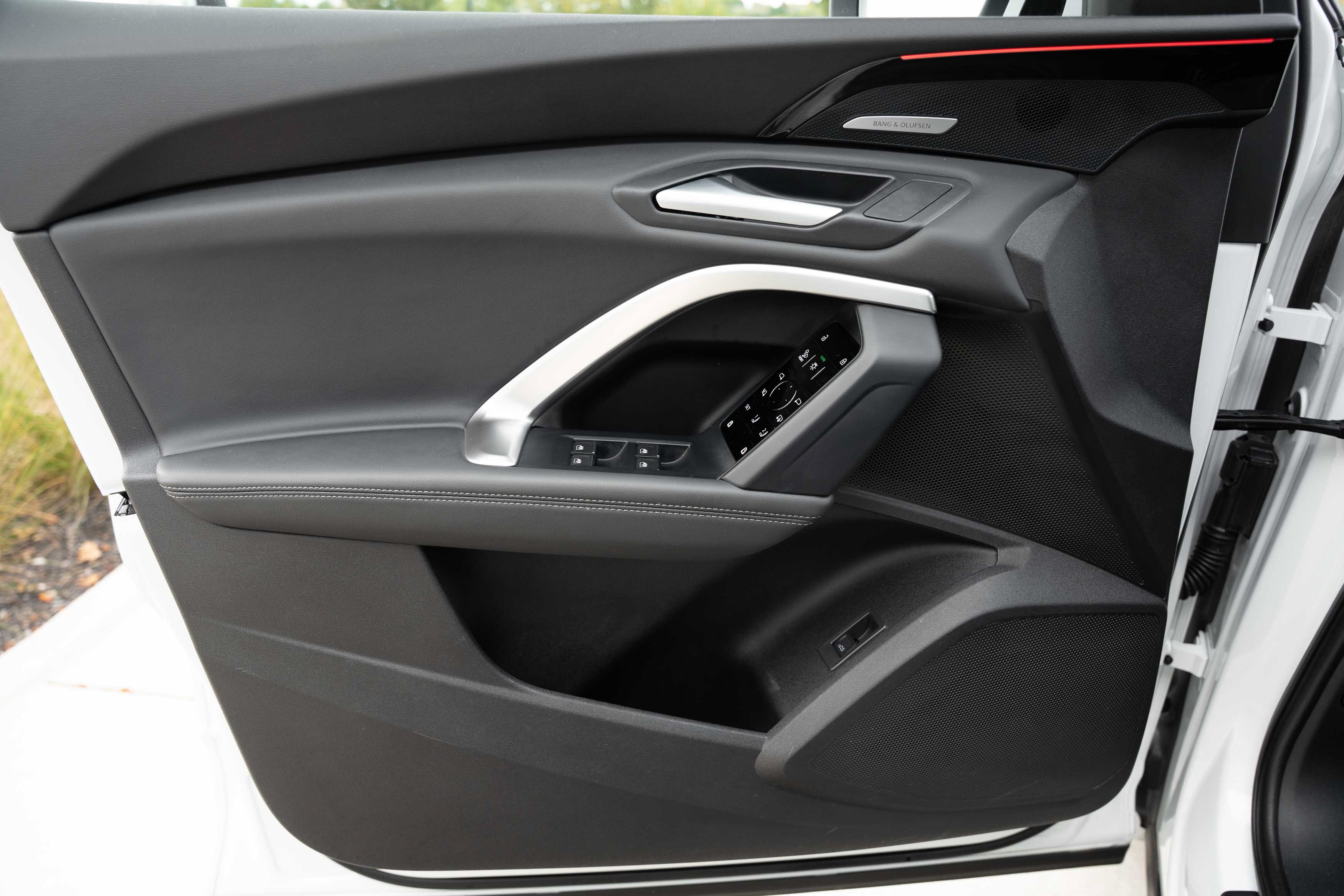 Certified 2025 Audi Q5 Premium AWD/4WD image 8