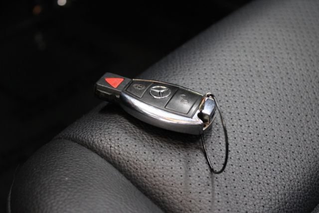Used 2013 Mercedes-Benz GLK 350 4MATIC image 13