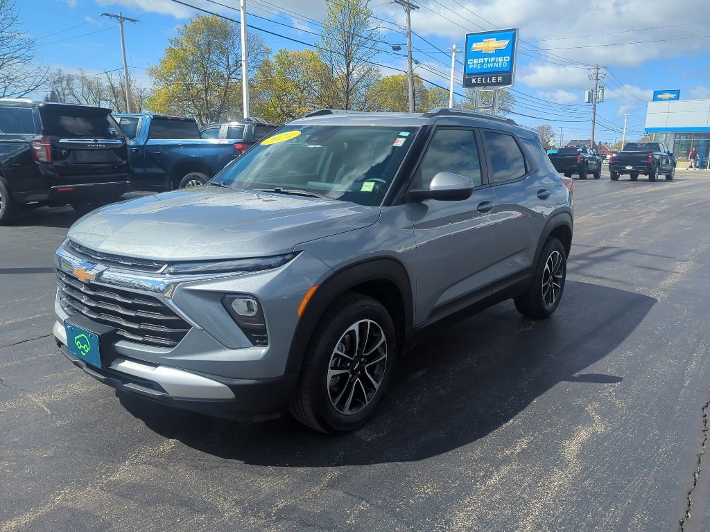Certified 2024 Chevrolet TrailBlazer LT w/ LT Cold Weather Package AWD/4WD image 4