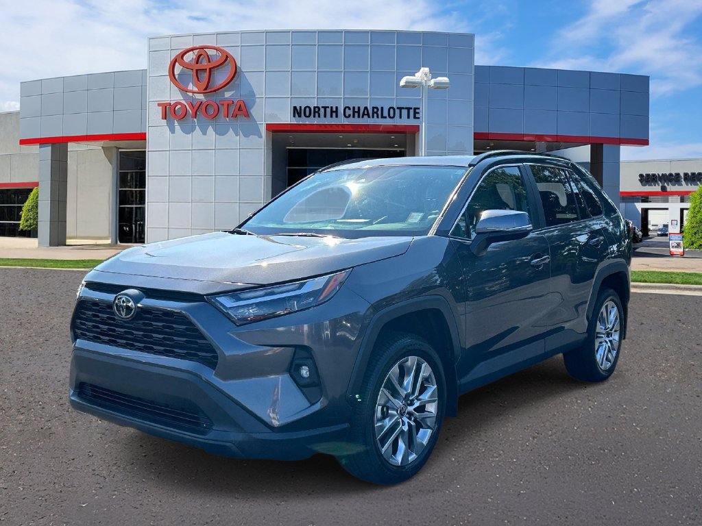 Used 2024 Toyota RAV4 XLE Premium FWD image 5