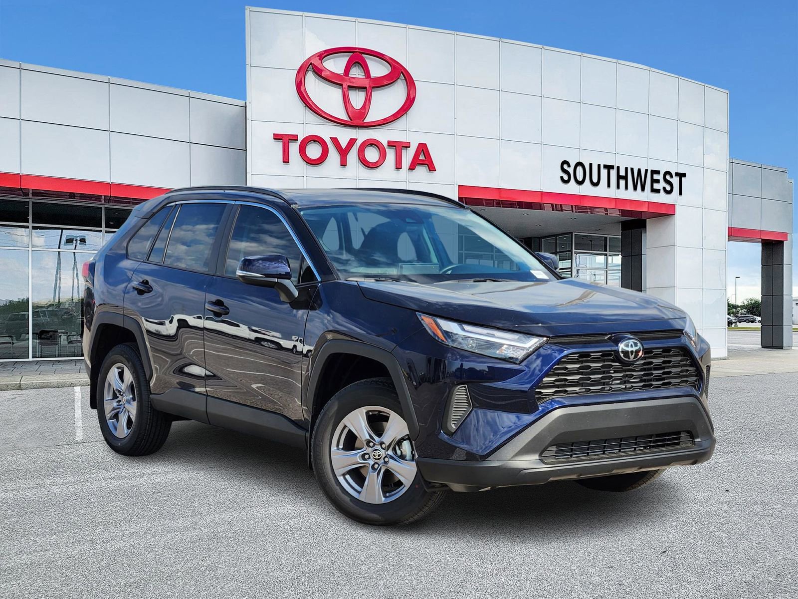 New 2025 Toyota RAV4 XLE w/ Convenience Package