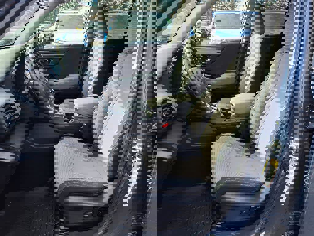 Used 2025 Subaru Outback Premium image 13