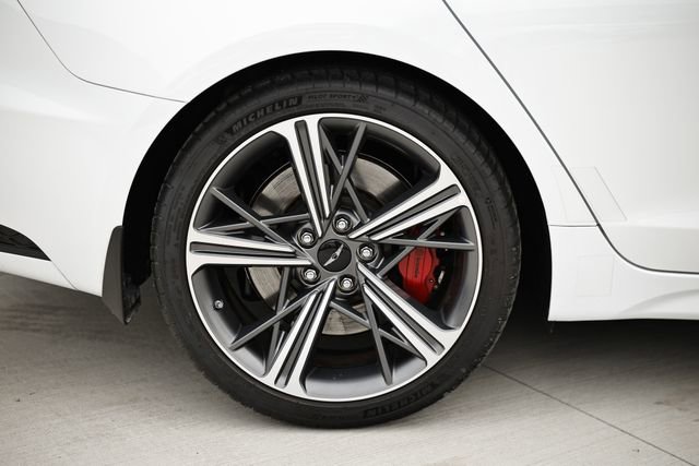 Used 2025 Genesis G70 3.3T Advanced image 6