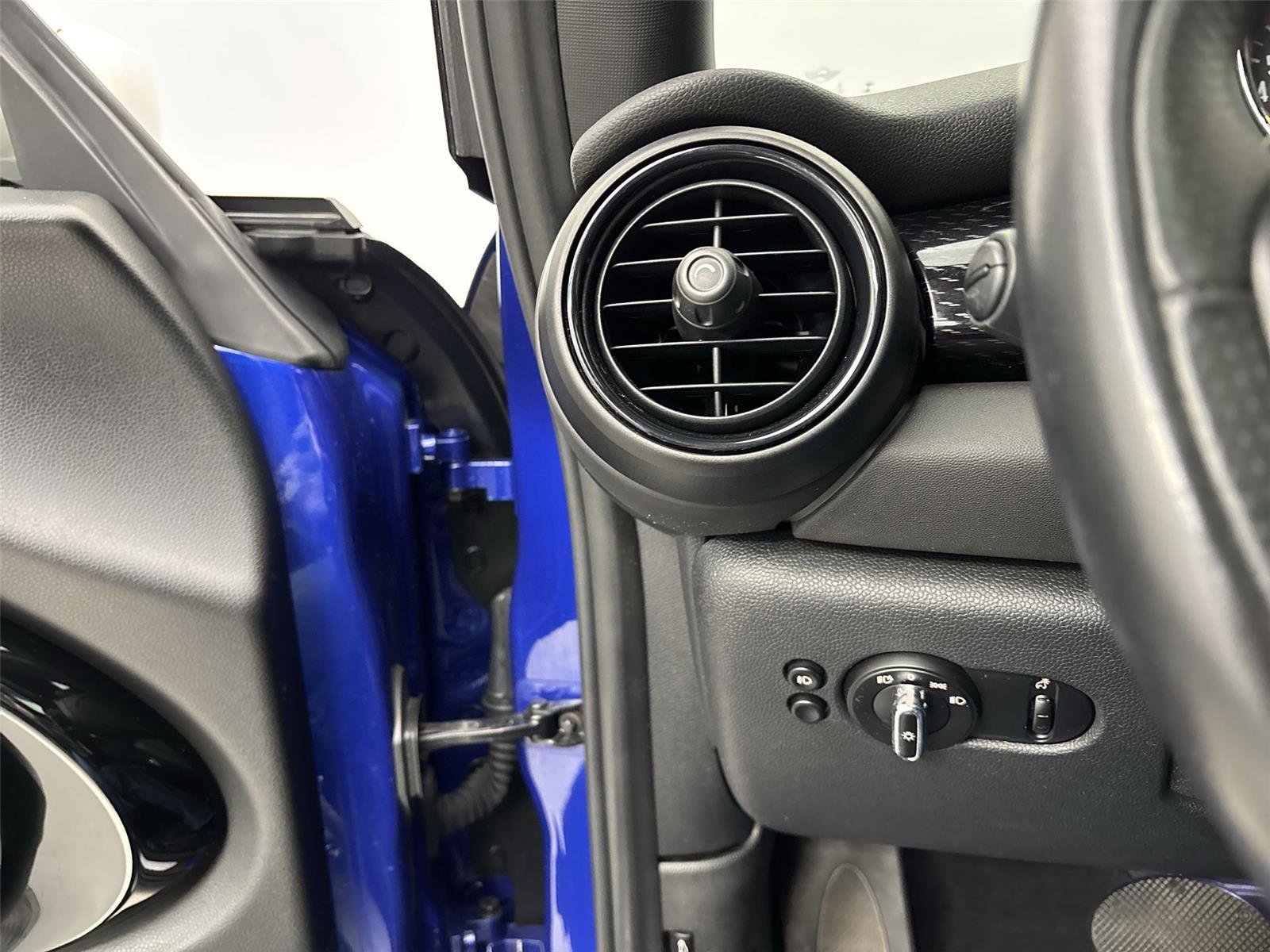 Used 2020 MINI Cooper S w/ Storage Package image 31