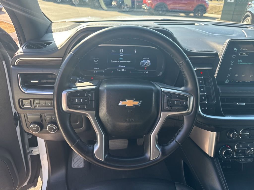 Used 2024 Chevrolet Suburban LT image 13