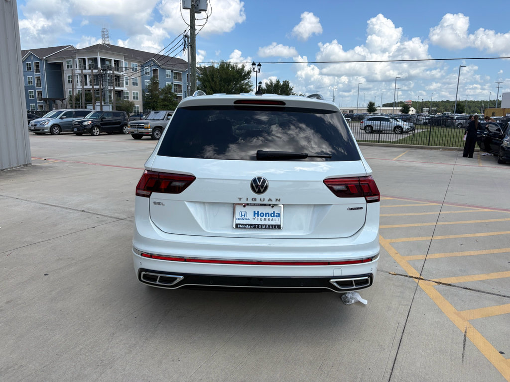 Used 2024 Volkswagen Tiguan SEL R-Line AWD/4WD image 7