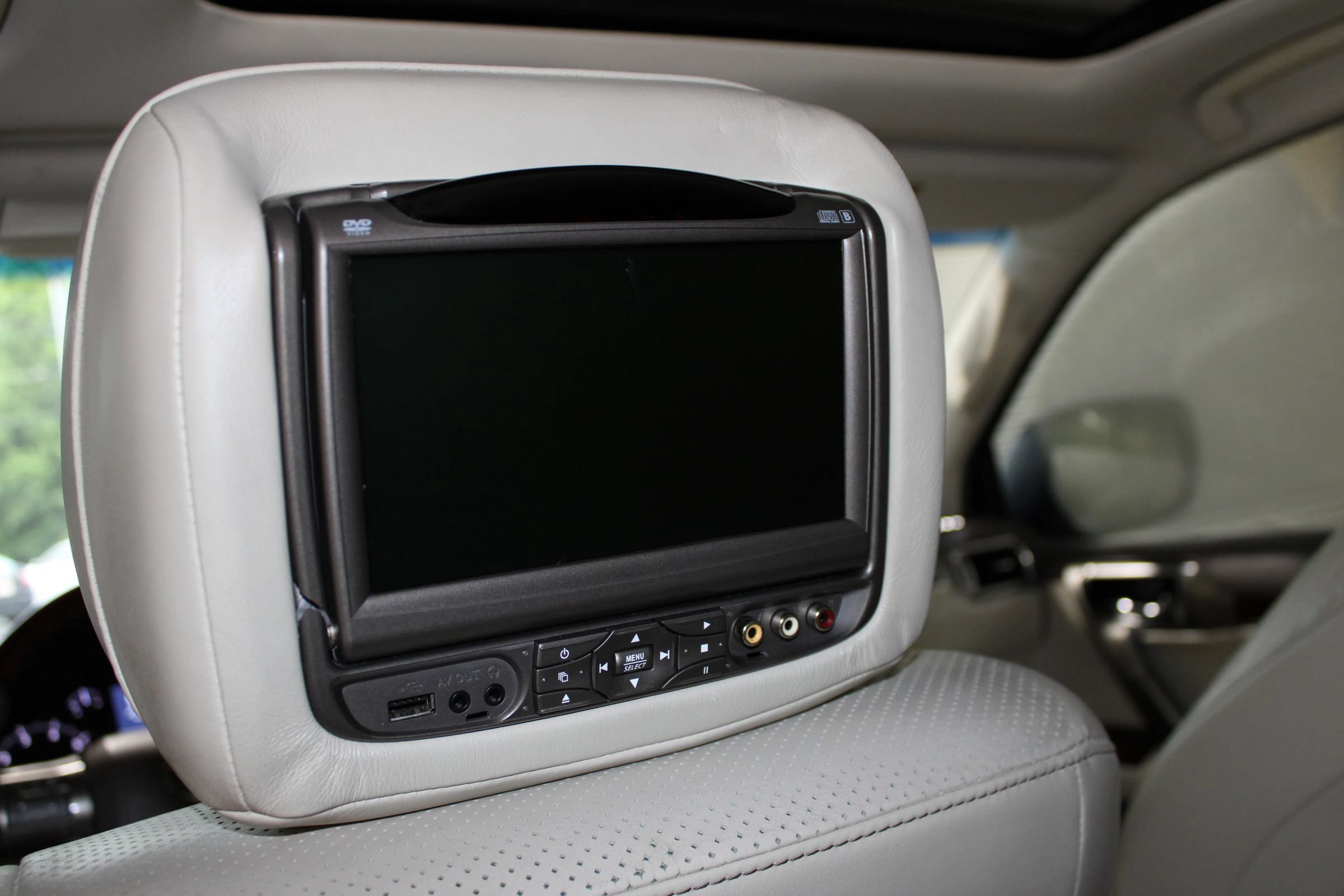 Used 2011 Lexus GX 460 w/ Comfort Plus Pkg AWD/4WD image 30