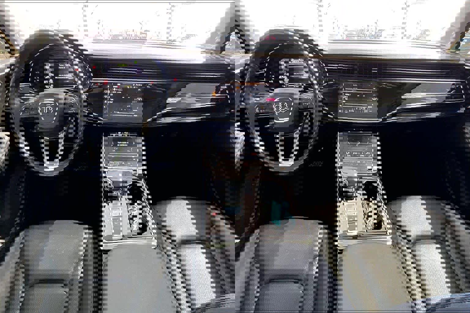 Used 2023 Audi Q7 Premium Plus image 15