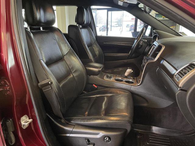 Used 2017 Jeep Grand Cherokee Limited image 22