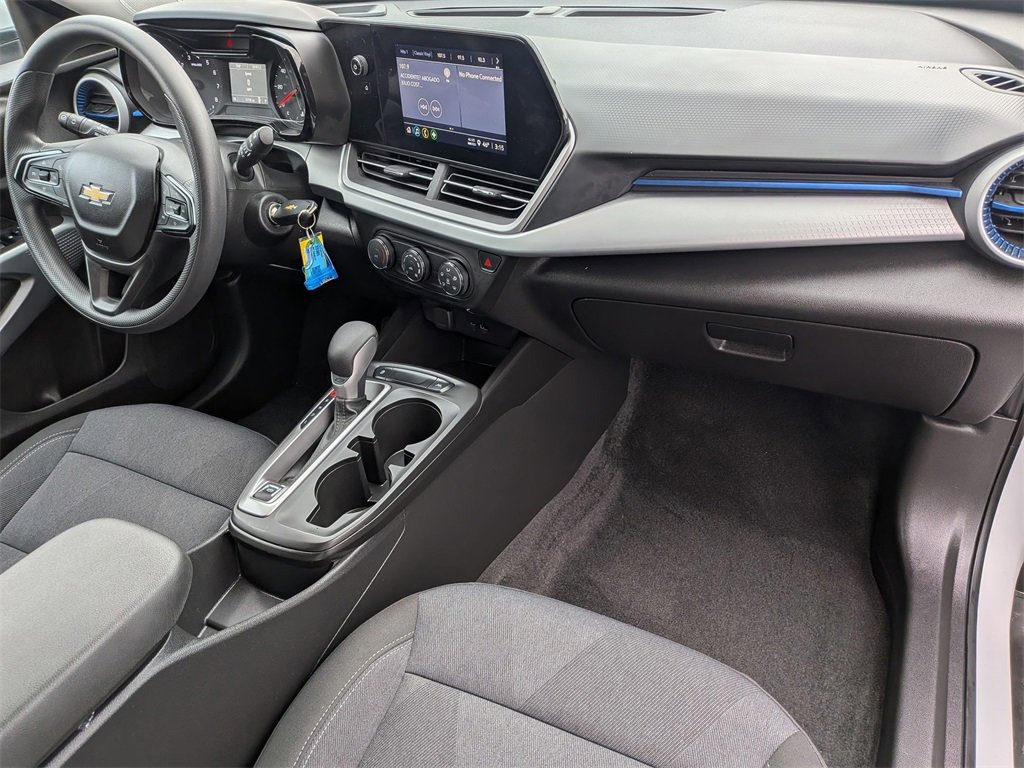 Used 2024 Chevrolet Trax LS w/ LS Convenience Package image 23