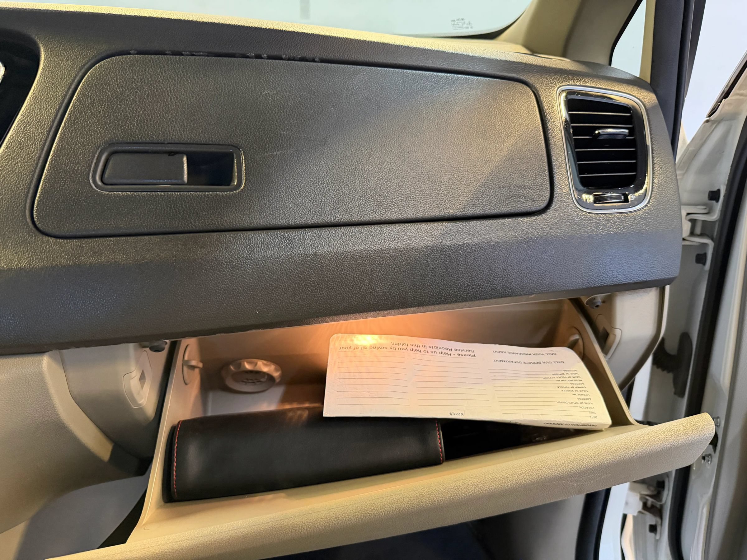 Used 2016 Kia Sedona EX FWD image 35