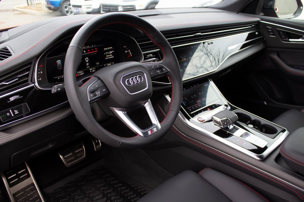 Used 2025 Audi SQ8 Prestige w/ Prestige Package image 11