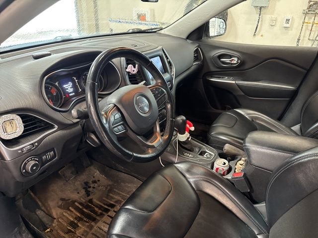 Used 2020 Jeep Cherokee Latitude Plus w/ Cold Weather Group image 13