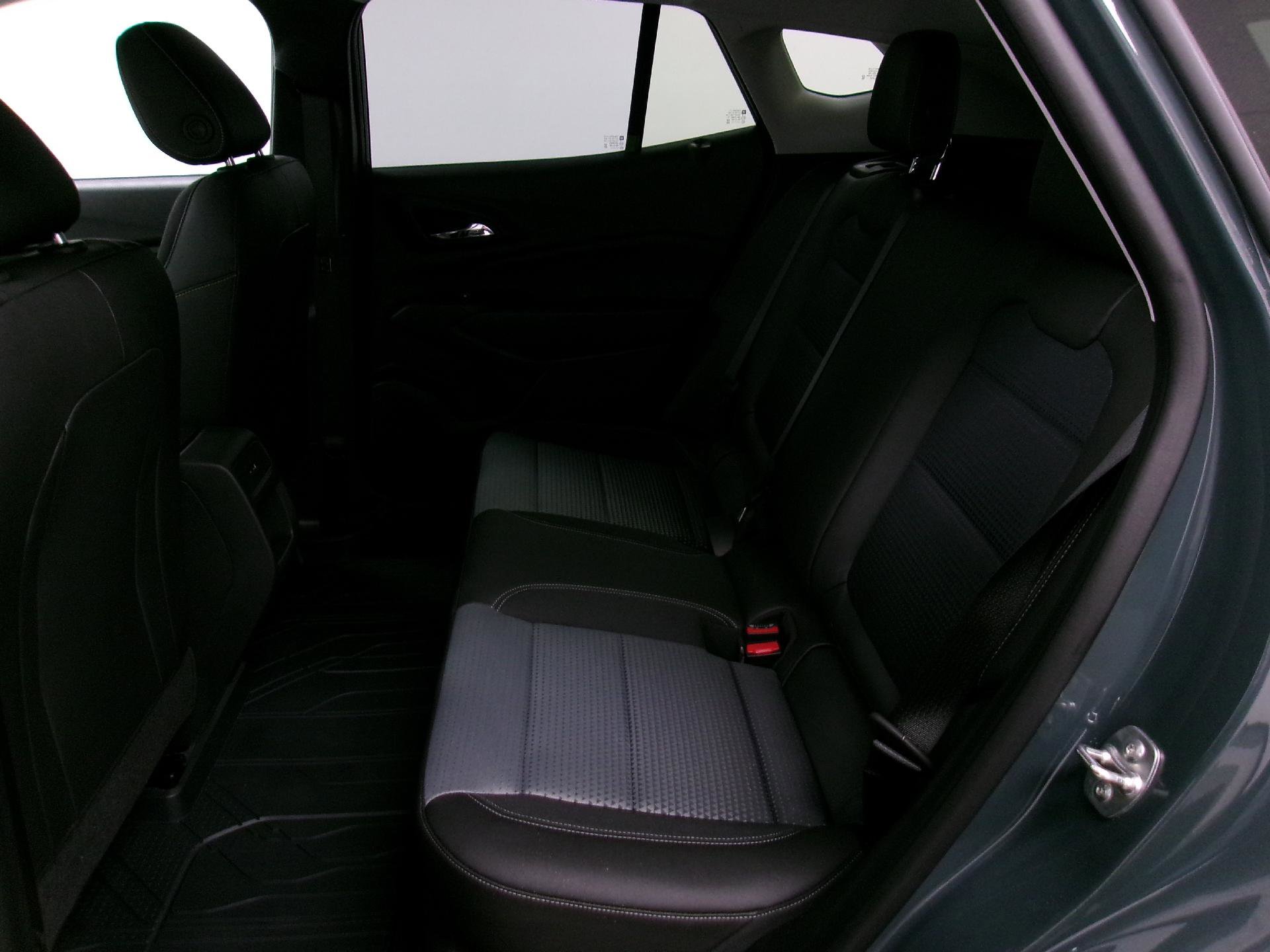 New 2026 Chevrolet Trax LT w/ Driver Confidence Package image 9