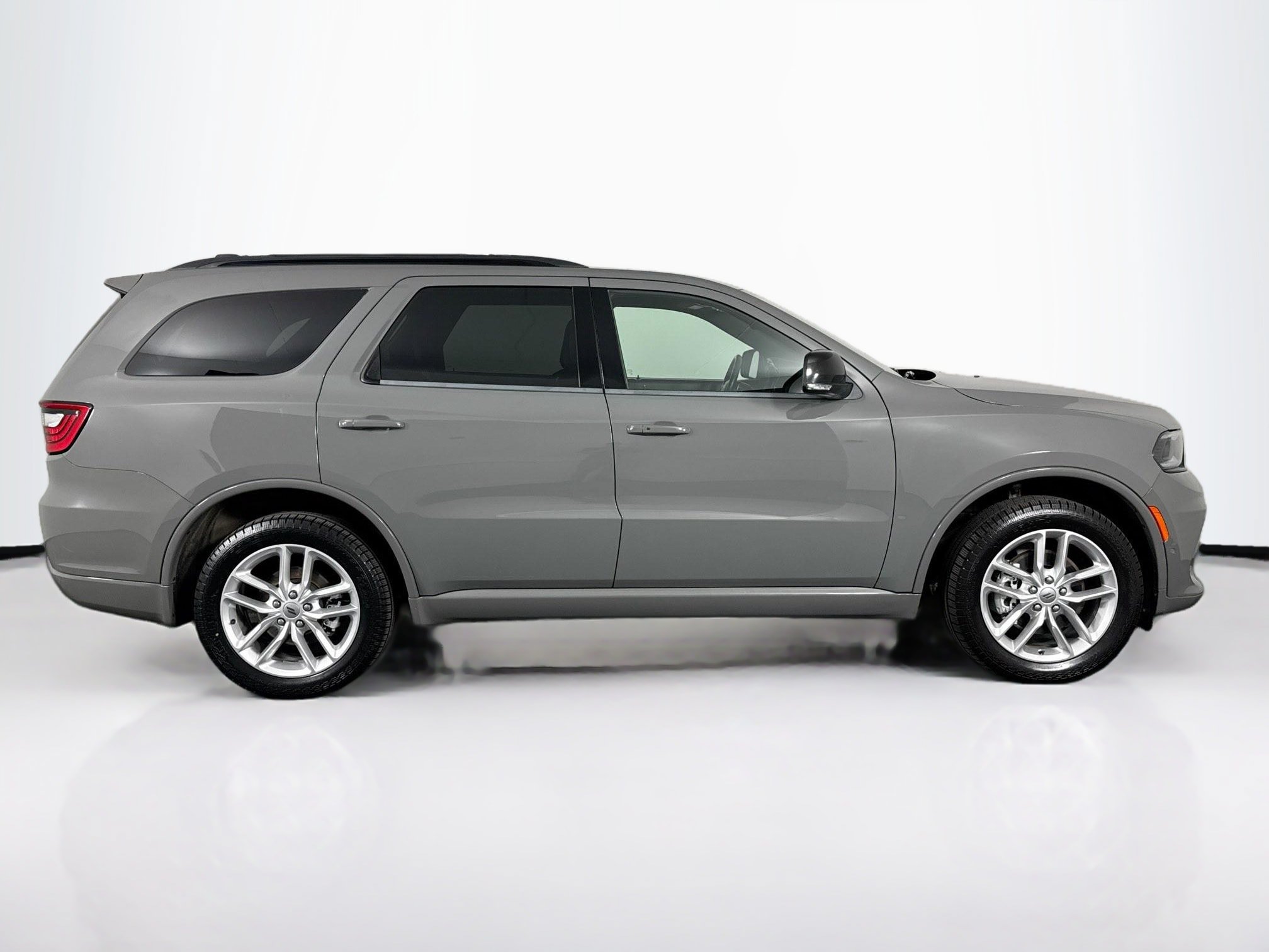 Used 2023 Dodge Durango GT AWD/4WD image 16