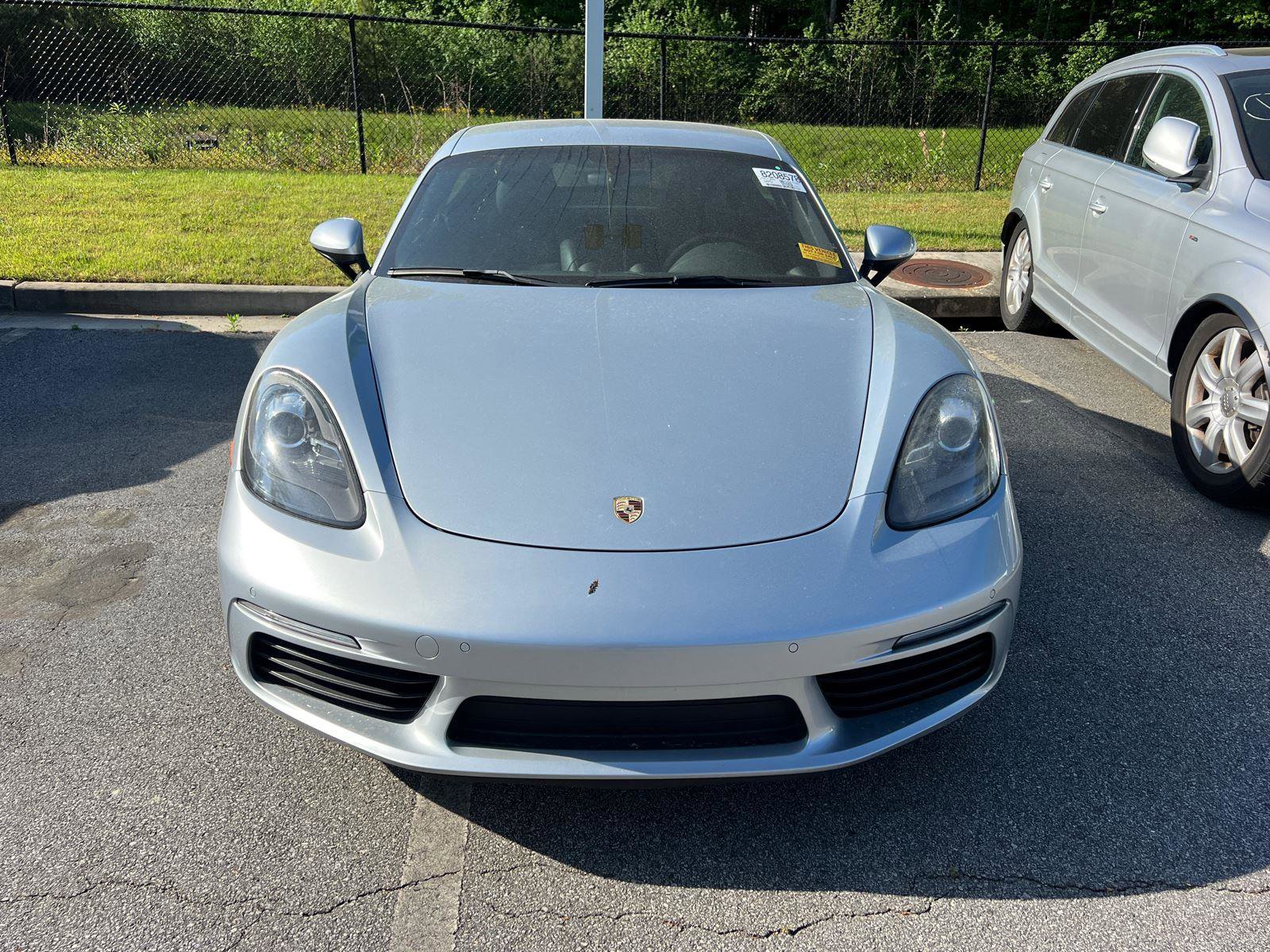 Used 2018 Porsche 718 Cayman RWD image 2