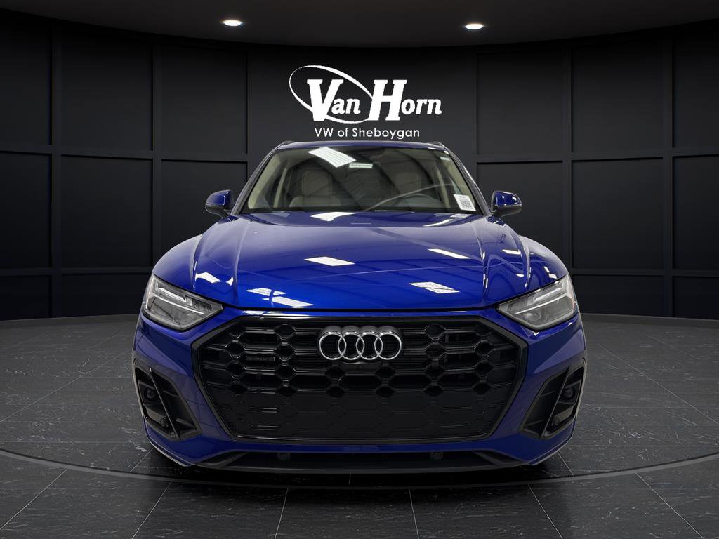 Used 2023 Audi Q5 e Premium Plus w/ Premium Plus Package image 12