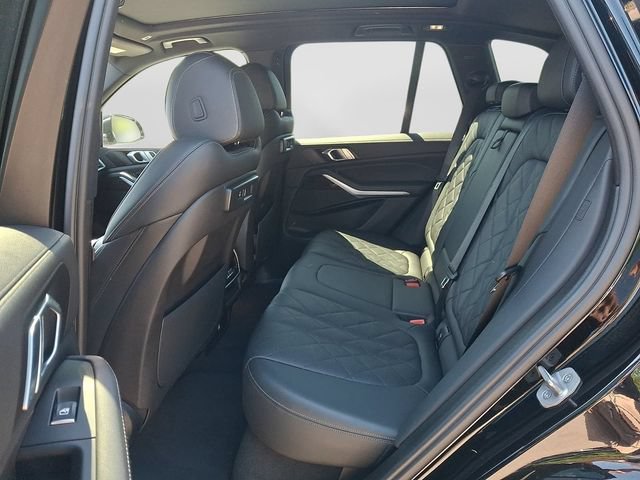 Used 2023 BMW X5 xDrive45e AWD/4WD image 12