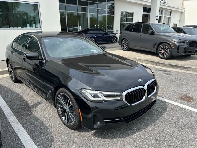 Used 2021 BMW 530e RWD image 1