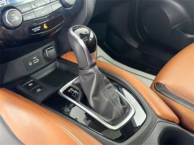 Used 2020 Nissan Rogue SV image 17