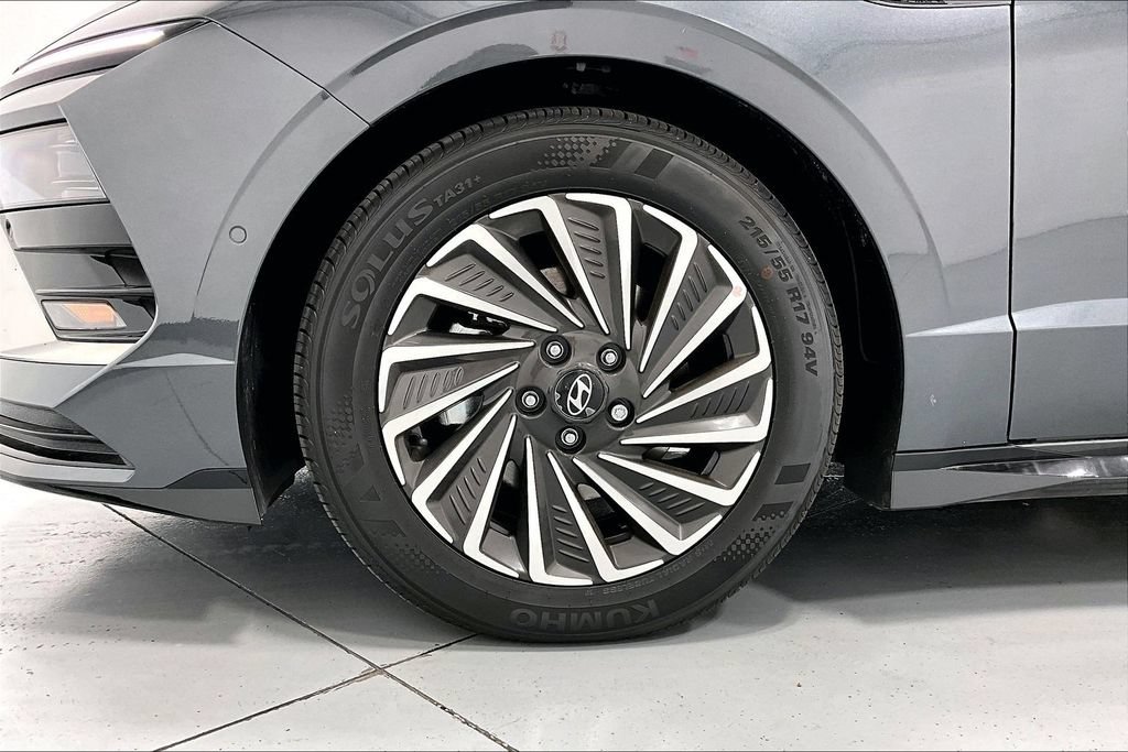New 2026 Hyundai Sonata Limited FWD image 30