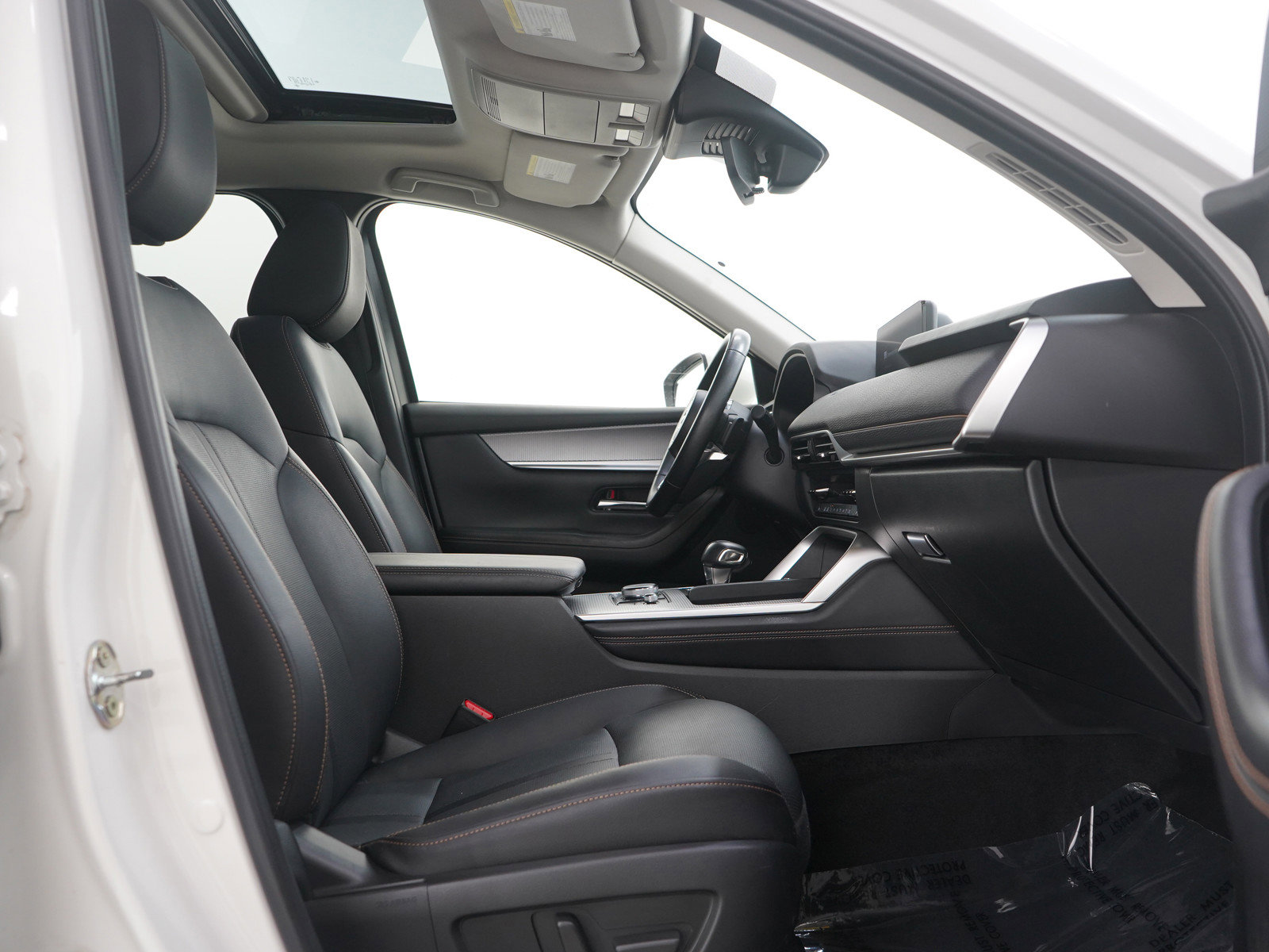 Certified 2024 MAZDA CX-90 3.3 Turbo w/ Preferred Plus image 11