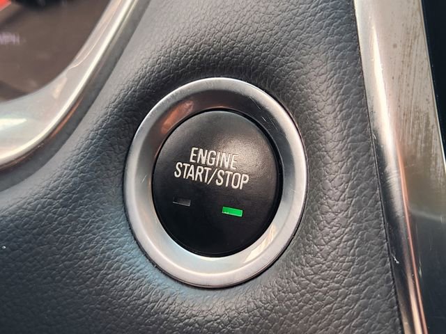 Used 2021 Chevrolet Traverse LT FWD image 20