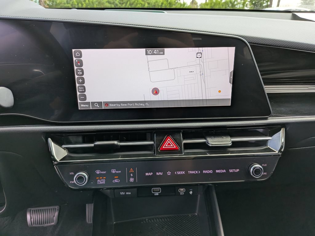 Certified 2023 Kia Niro EX FWD image 23