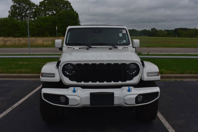 Used 2024 Jeep Wrangler High Altitude image 2